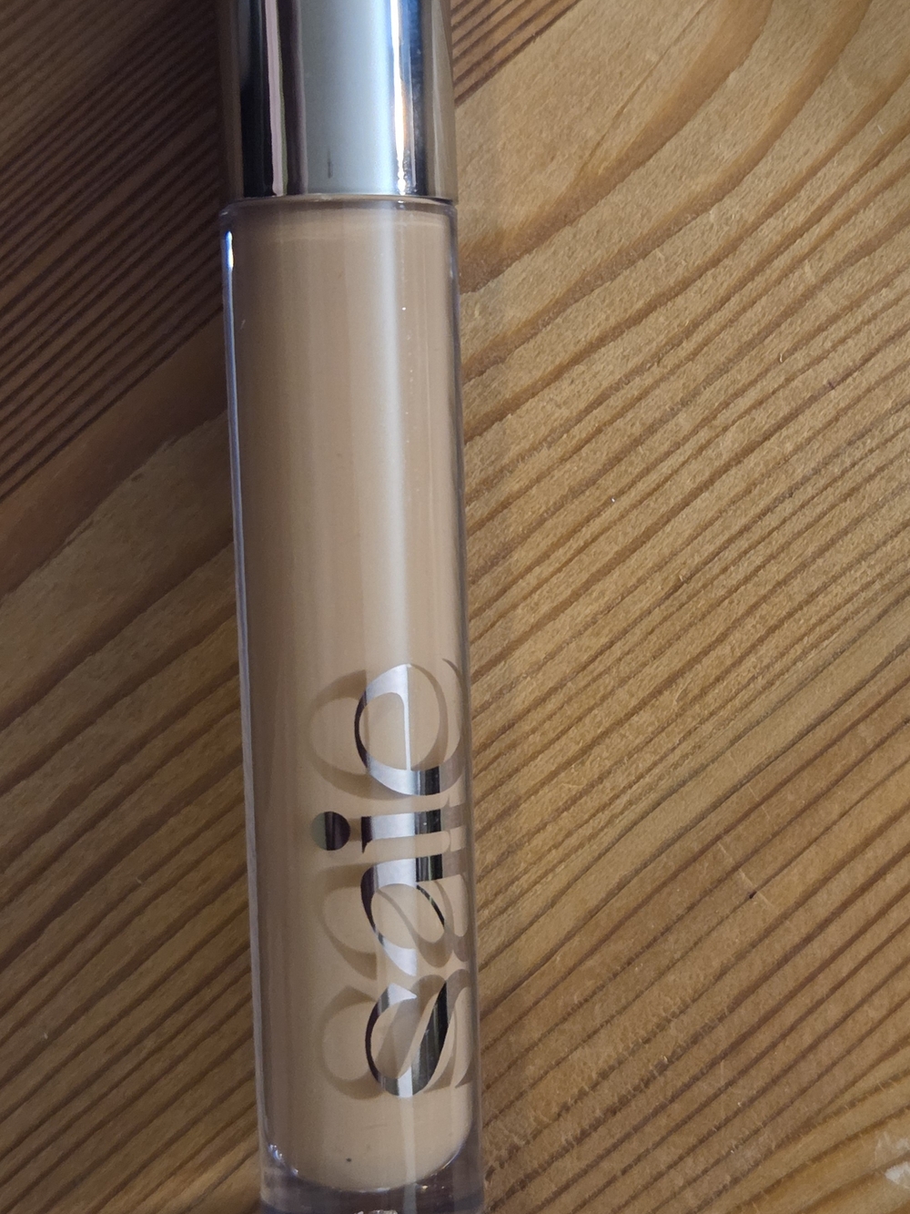 Saie Hydrabeam Hydrating & Concealing Under Eye Brightener with Cucumber Extract